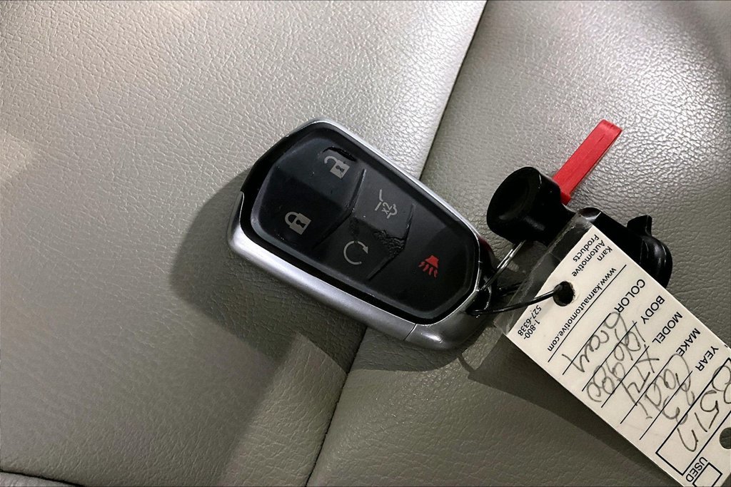 Used 2023 Cadillac XT4 Luxury FWD image 10