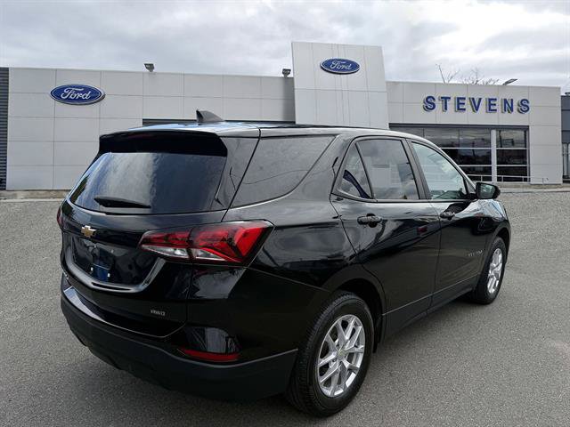 Used 2023 Chevrolet Equinox LS w/ LS Convenience Package AWD/4WD image 32