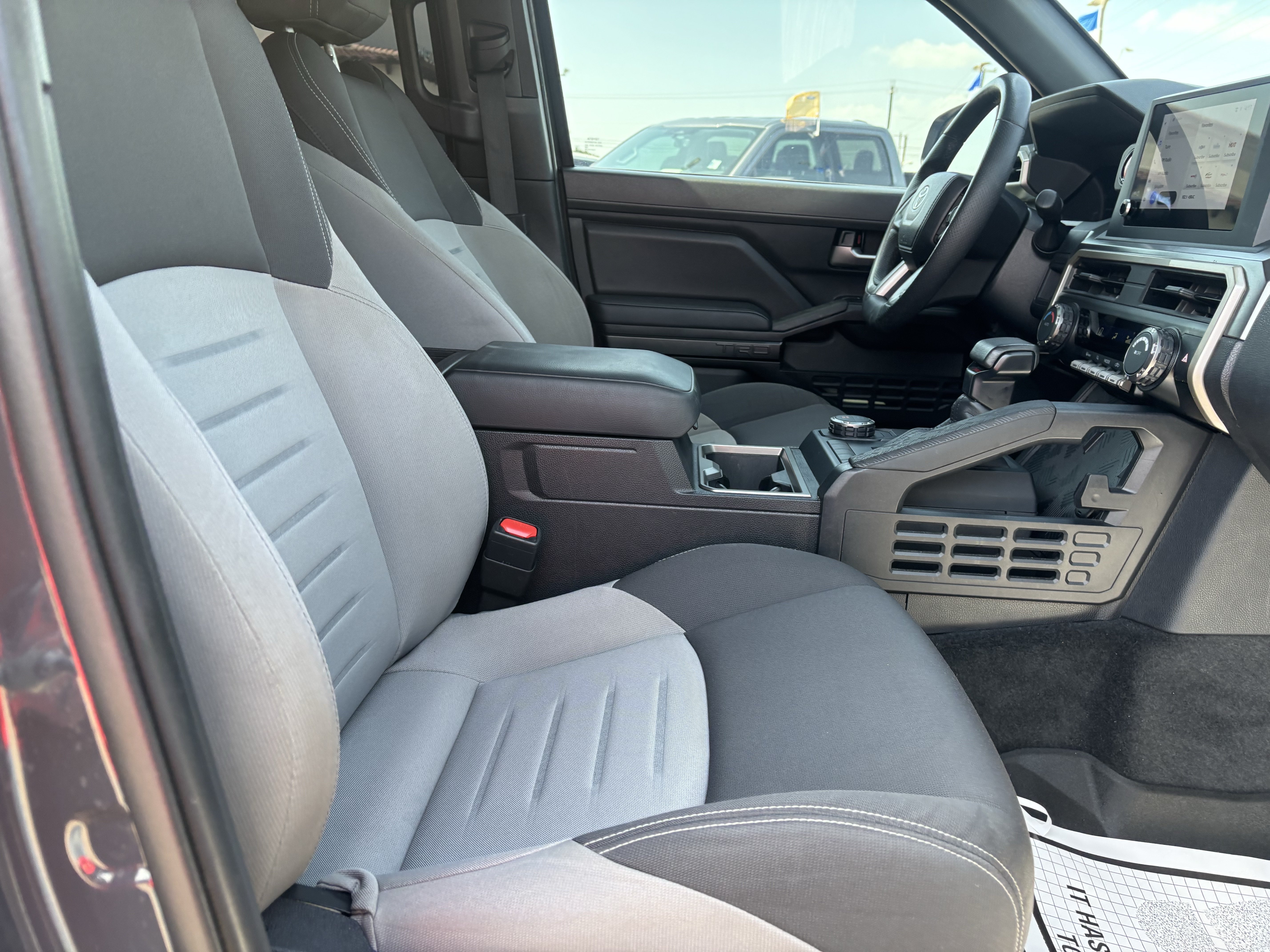 Used 2024 Toyota Tacoma TRD Sport RWD image 24