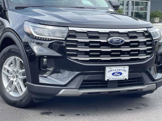 Certified 2025 Ford Explorer Active w/ Active Comfort Package image 9