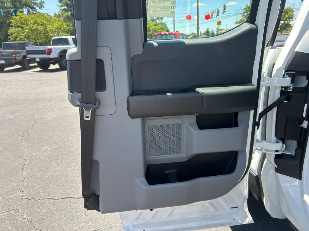 Certified 2025 Ford F350 XL w/ STX Appearance Package AWD/4WD image 16