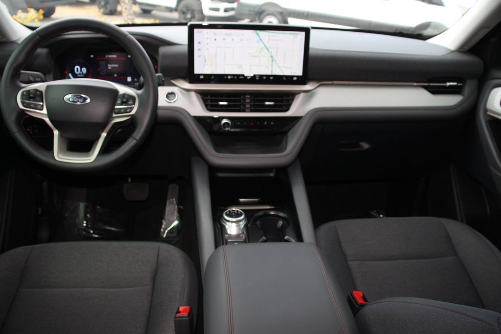 Certified 2025 Ford Explorer Active AWD/4WD image 19
