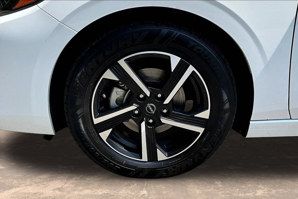 Used 2024 Nissan Sentra SV FWD image 36