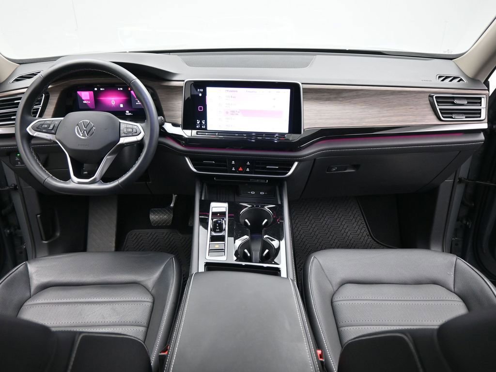 Used 2025 Volkswagen Atlas SEL image 22