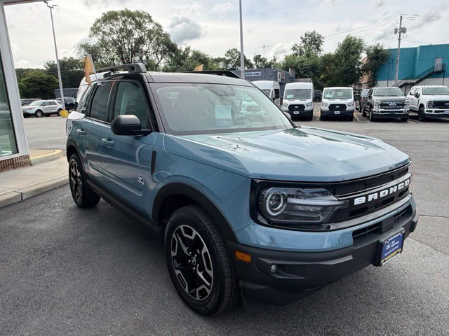 Certified 2023 Ford Bronco Sport Outer Banks w/ Tech Package AWD/4WD image 11