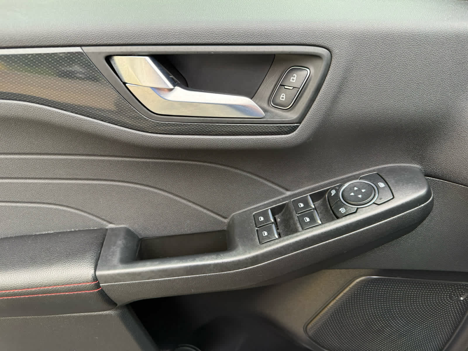 Certified 2023 Ford Escape ST-Line FWD image 12