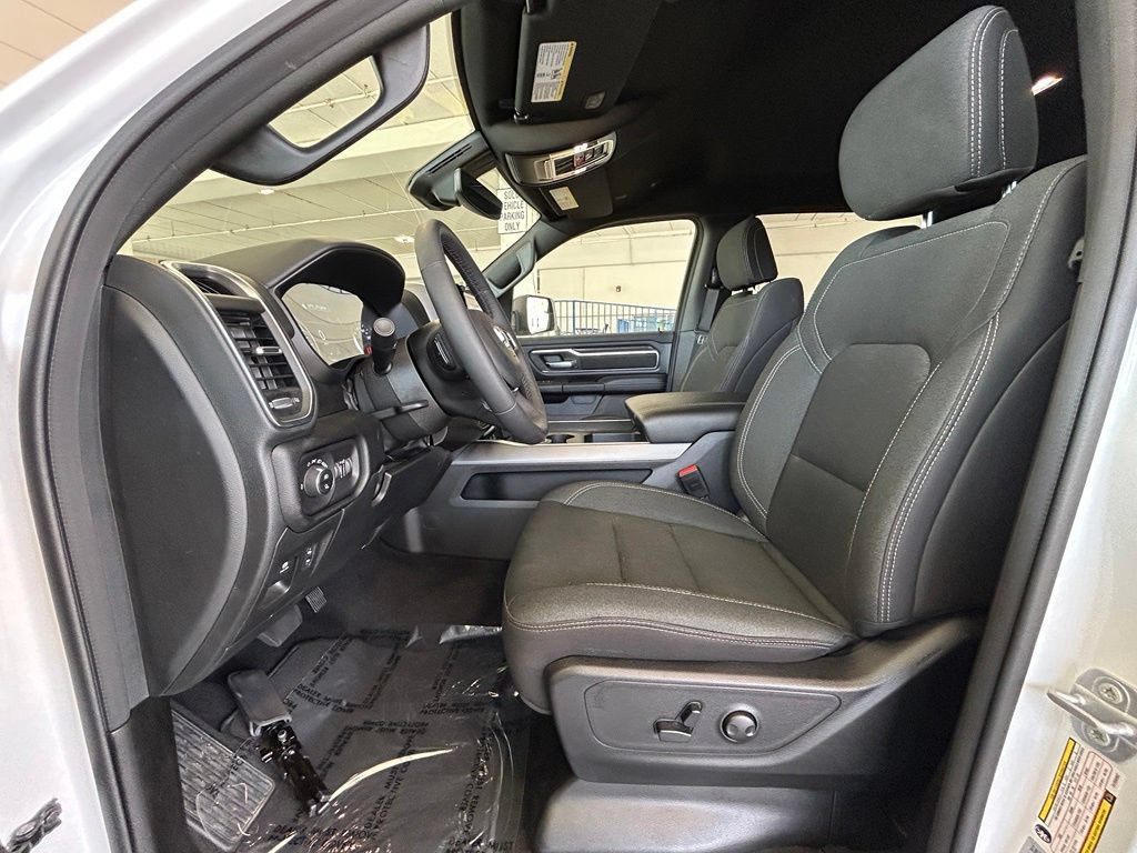 Used 2026 RAM 1500 Big Horn AWD/4WD image 11