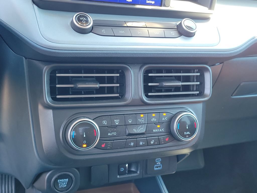 Certified 2023 Ford Maverick Lariat w/ Lariat Luxury Package FWD image 28