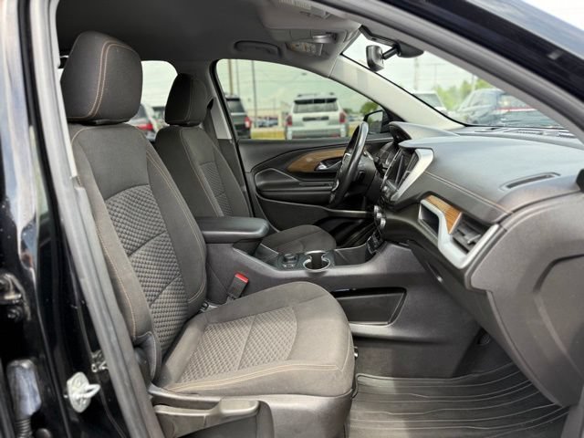 Used 2020 GMC Terrain SLE w/ Driver Convenience Package FWD image 16
