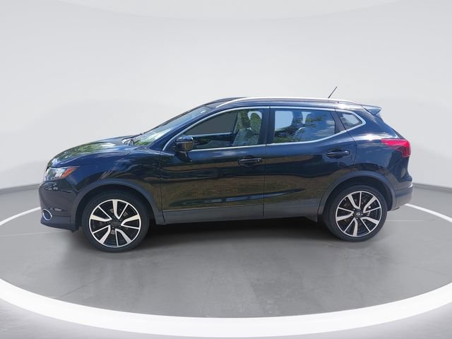 Used 2017 Nissan Rogue Sport SL AWD/4WD image 2