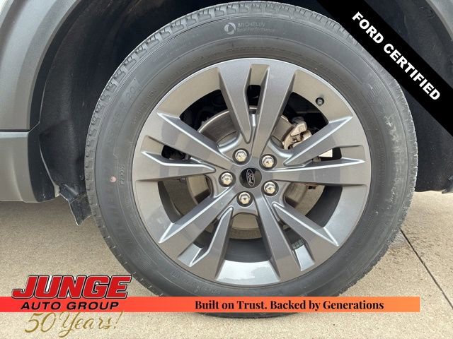 Certified 2023 Ford Explorer XLT w/ Equipment Group 202A AWD/4WD image 10