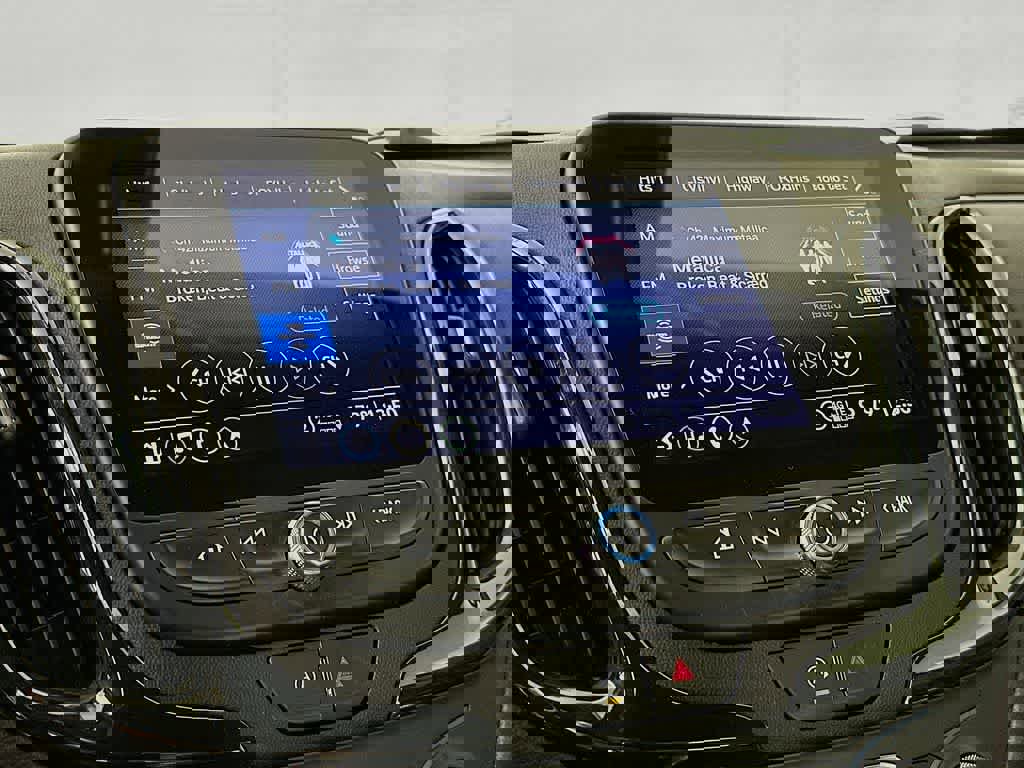 Used 2022 Chevrolet Equinox RS w/ RS Leather Package image 17