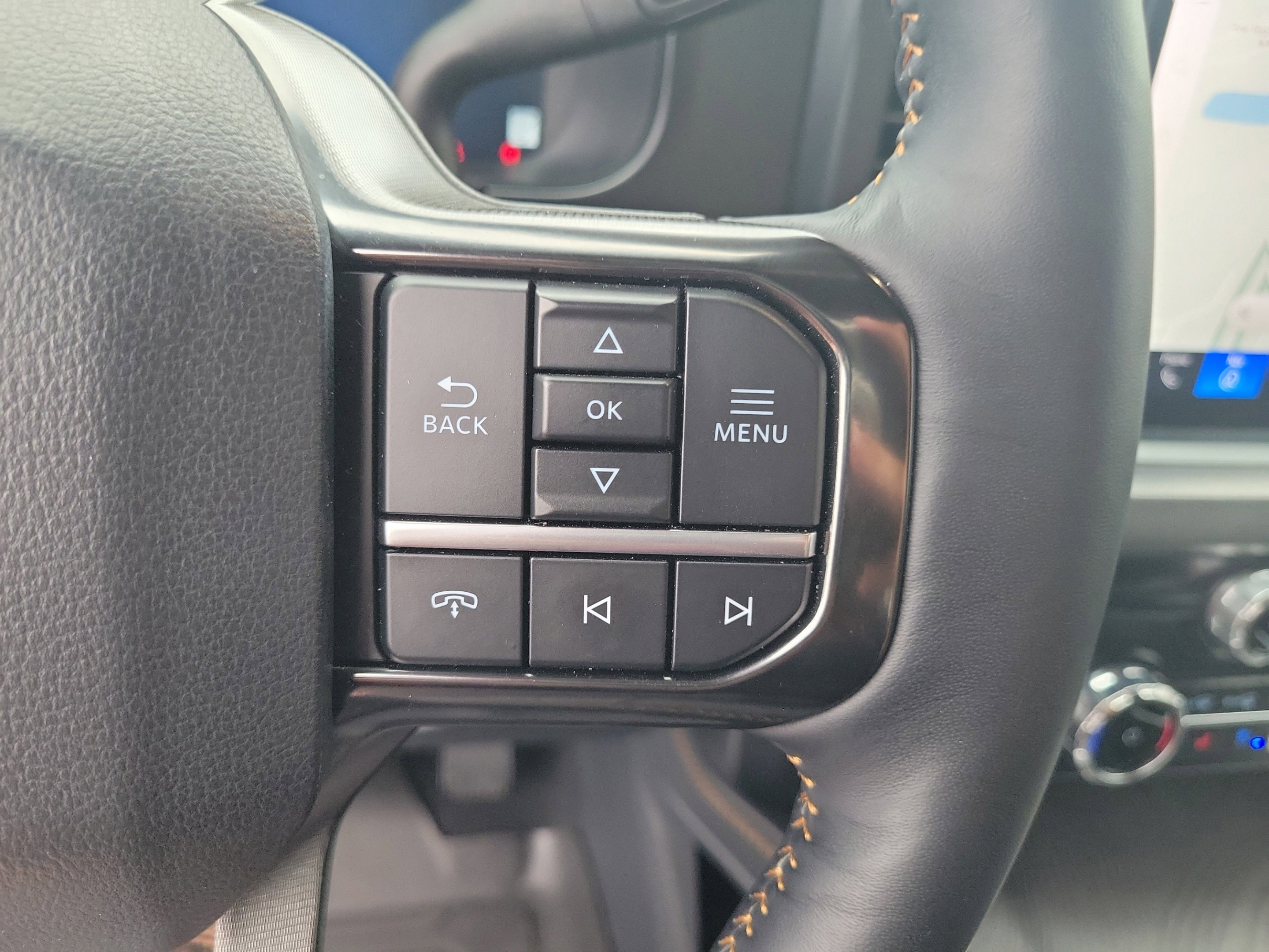 Certified 2024 Ford F250 Platinum AWD/4WD image 22