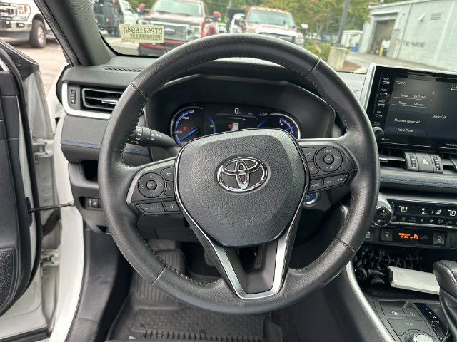 Used 2019 Toyota RAV4 XSE w/ XSE Weather Package AWD/4WD image 15