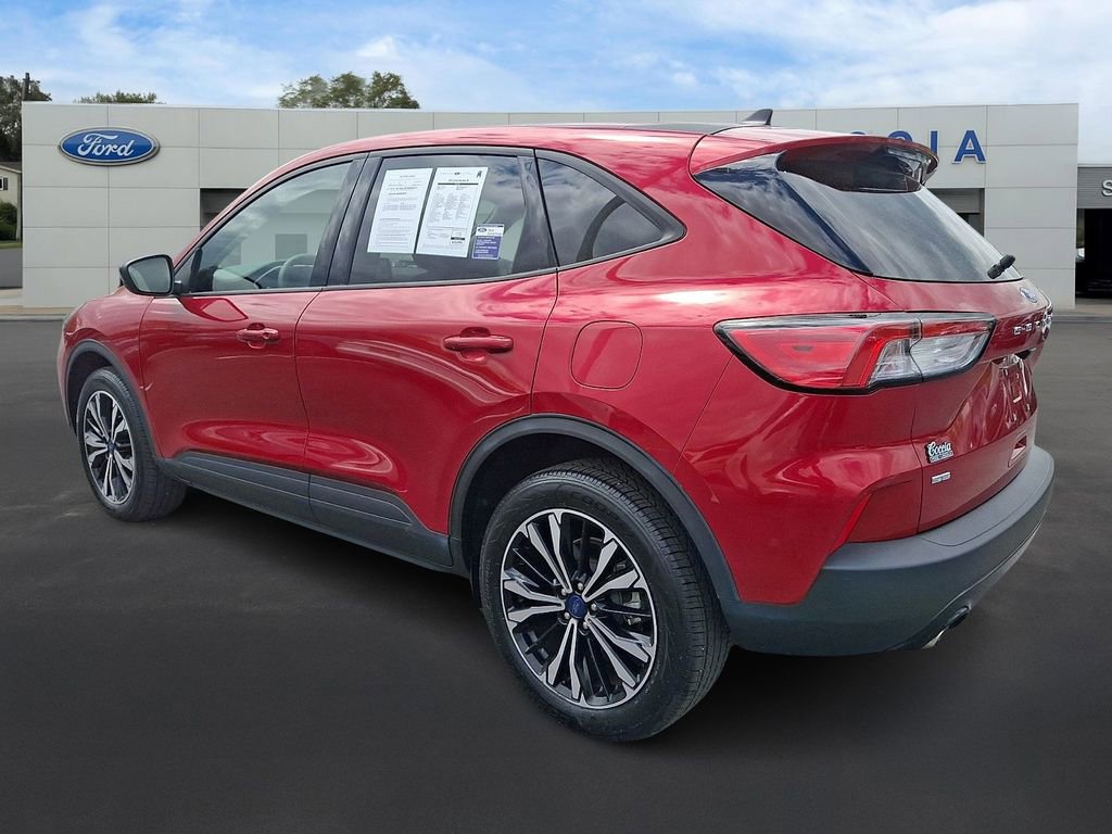 Certified 2022 Ford Escape SE w/ SE Sport Appearance Package AWD/4WD image 6