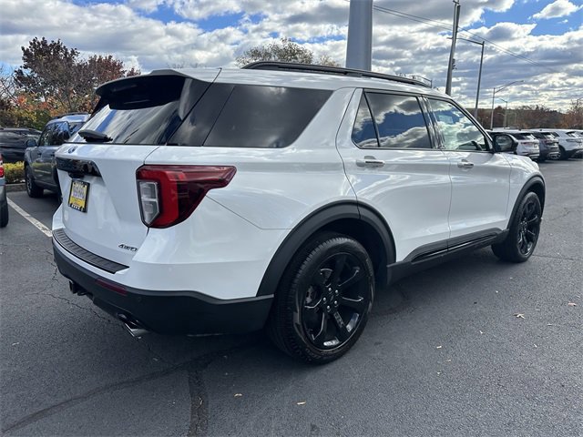 Certified 2022 Ford Explorer ST-Line w/ Class IV Trailer Tow Package image 5