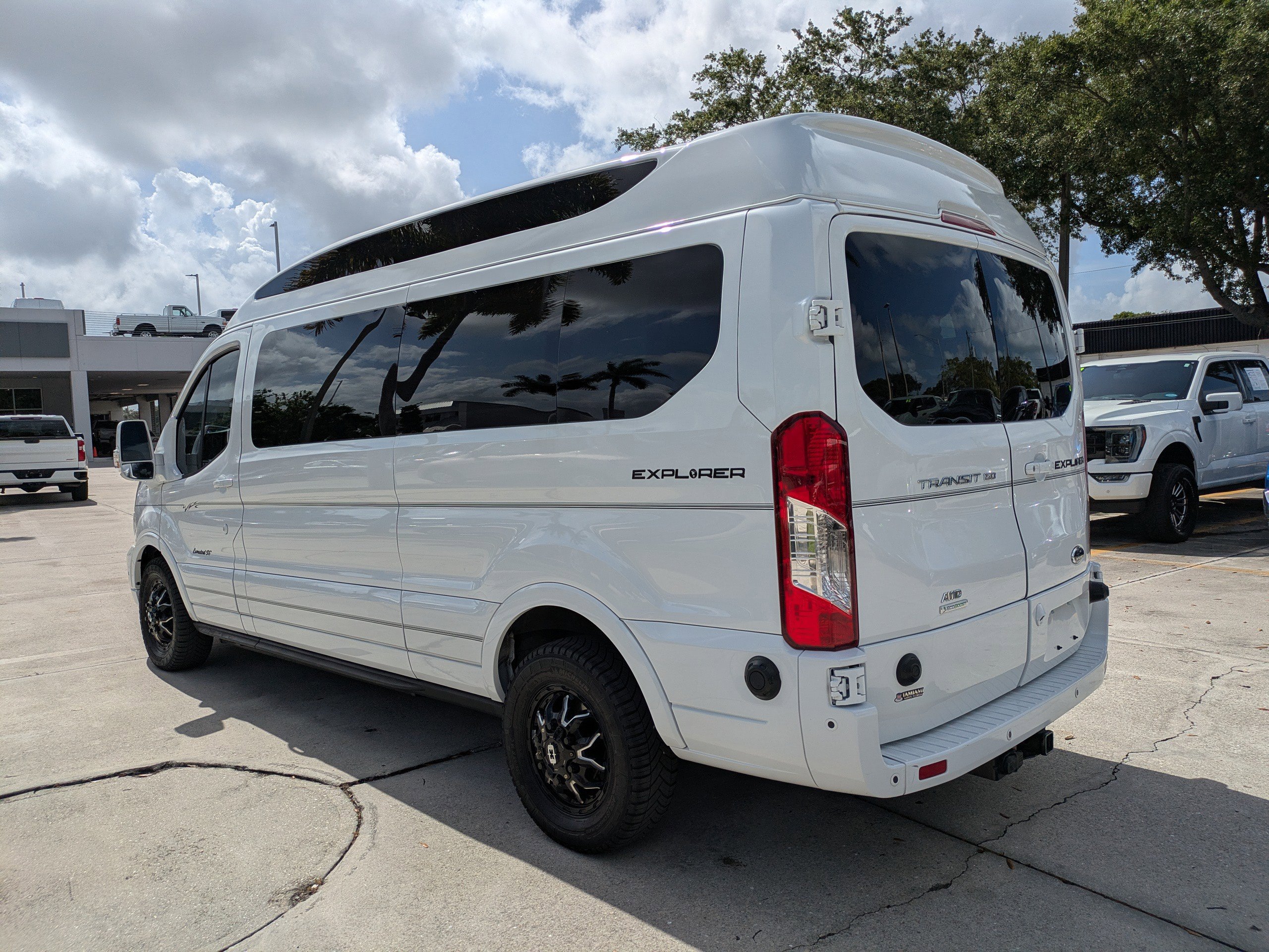 Certified 2024 Ford Transit 150 Low Roof AWD image 6