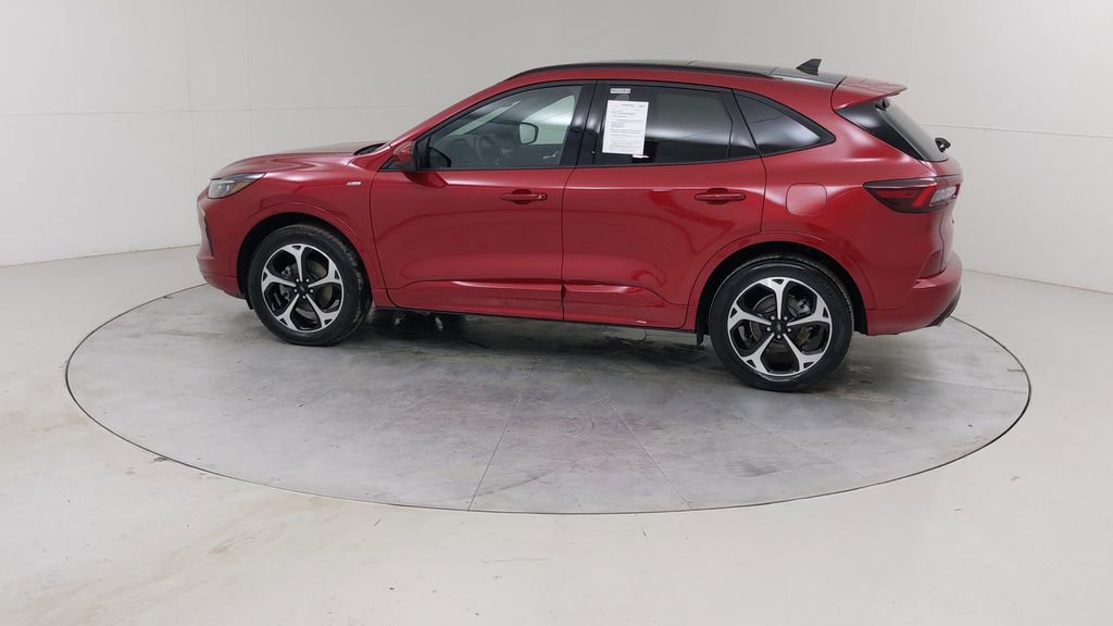 Certified 2025 Ford Escape ST-Line Elite image 18