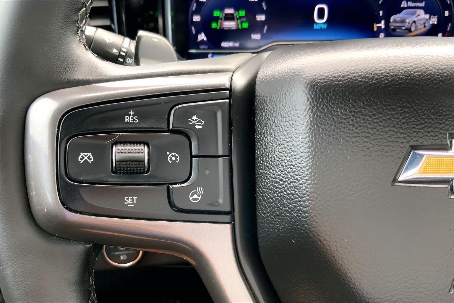 Used 2024 Chevrolet Silverado 1500 High Country w/ Z71 Off-Road Package AWD/4WD image 23