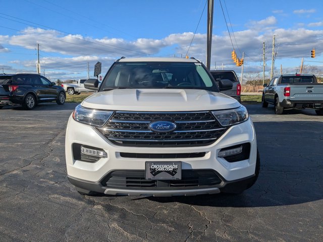 Certified 2023 Ford Explorer XLT w/ Equipment Group 202A image 9