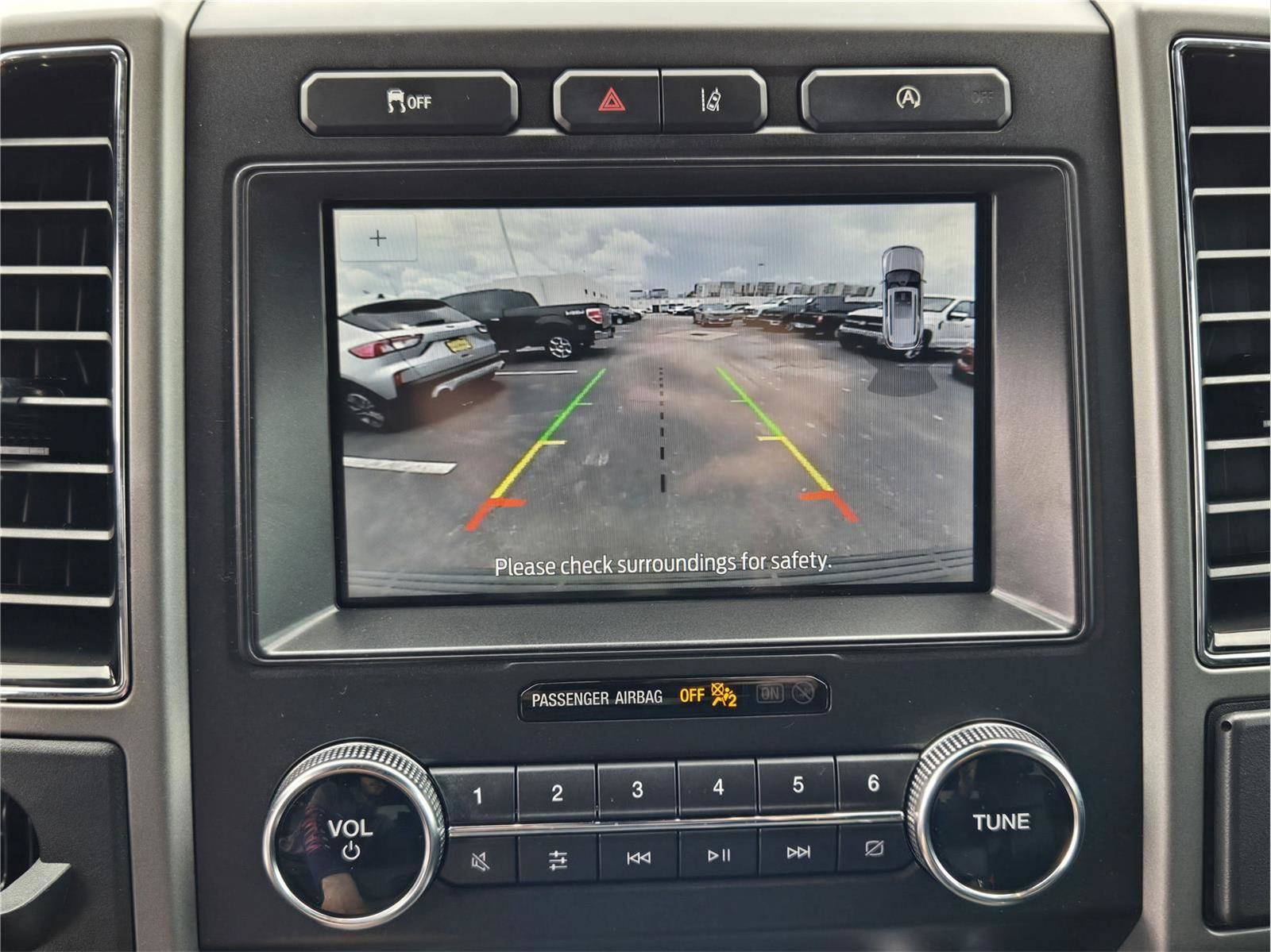 Certified 2021 Ford Expedition XLT RWD image 16