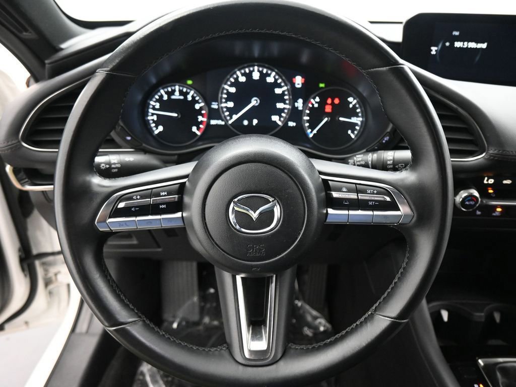 Used 2023 MAZDA MAZDA3 s image 39