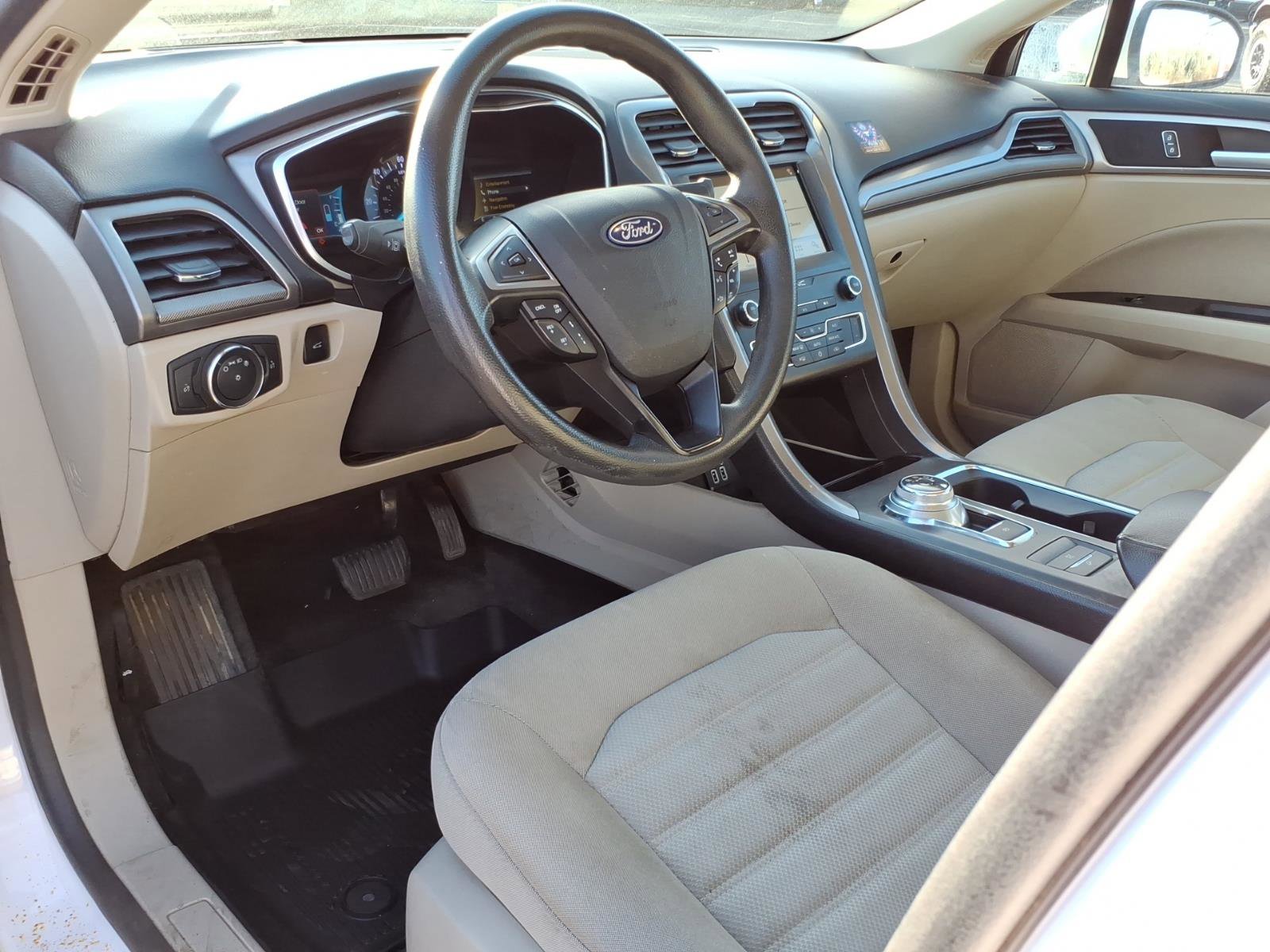 Certified 2019 Ford Fusion SE image 13