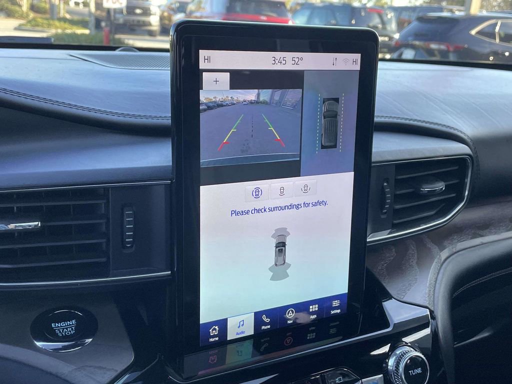 Certified 2022 Ford Explorer Platinum w/ Equipment Group 601A image 28