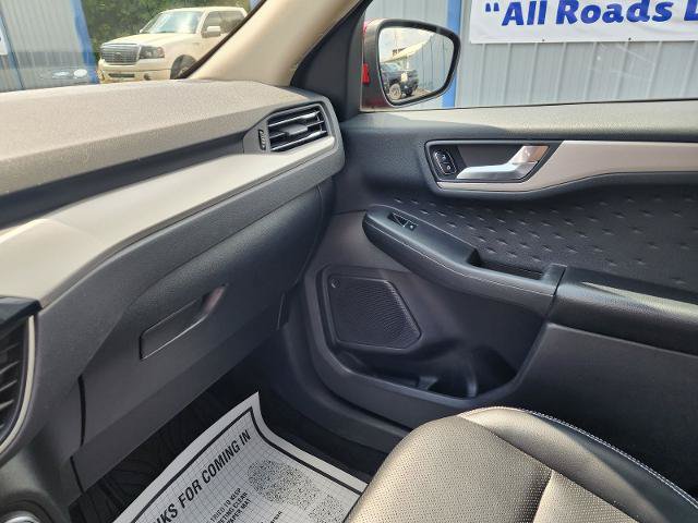 Certified 2020 Ford Escape SEL AWD/4WD image 16