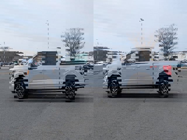 Certified 2022 Ford F150 XLT w/ Equipment Group 302A High image 2