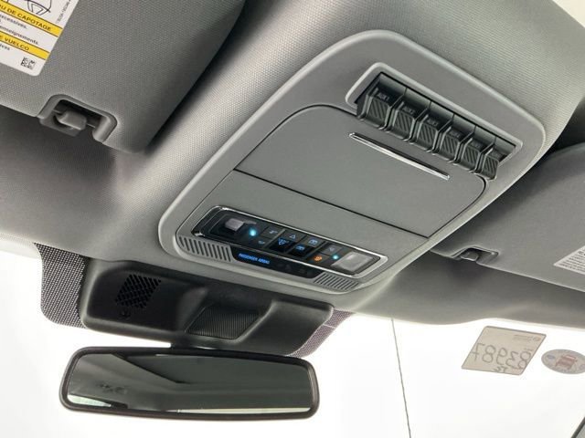 Certified 2025 Ford F350 Lariat w/ Black Appearance Package image 24