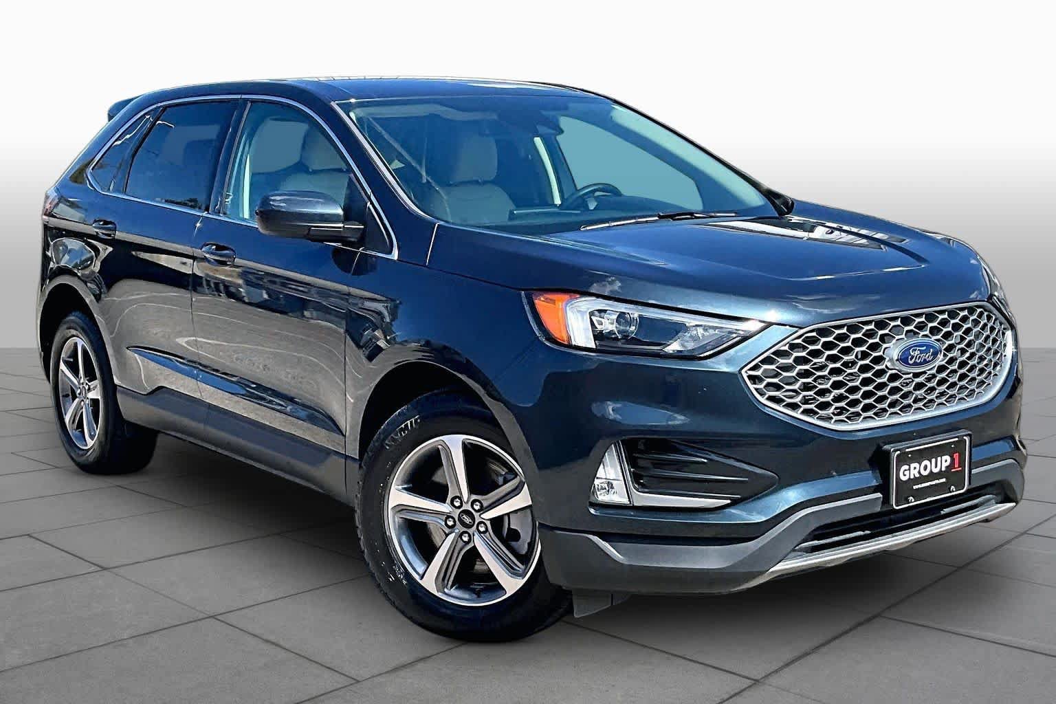 Certified 2024 Ford Edge SEL w/ Convenience Package AWD/4WD image 3