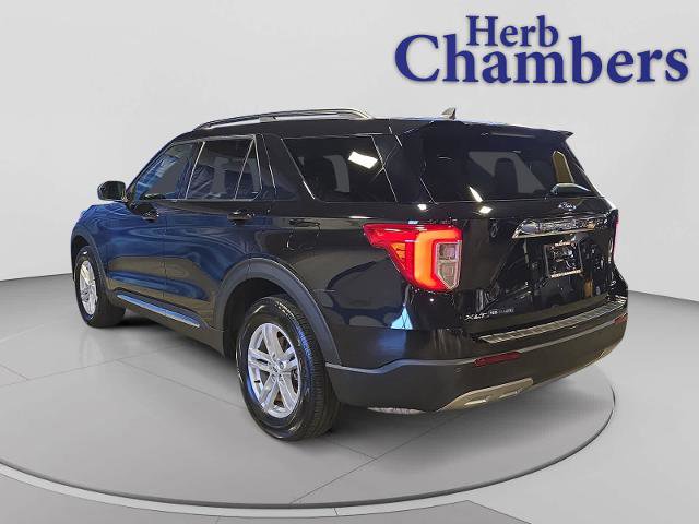 Certified 2023 Ford Explorer XLT w/ Equipment Group 202A AWD/4WD image 3
