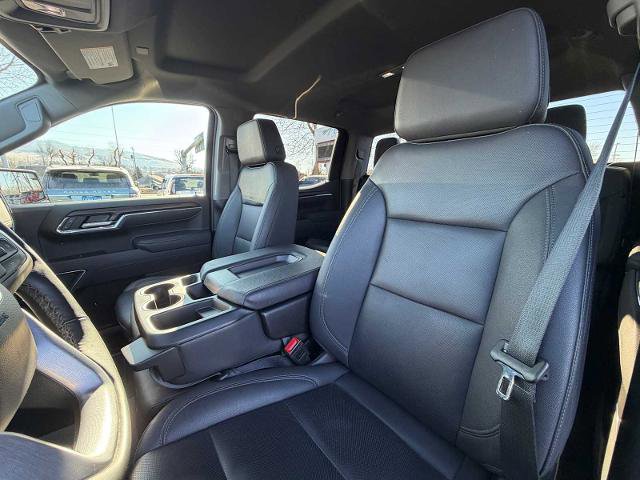 Used 2025 GMC Sierra 1500 SLT image 8