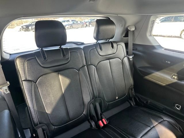 Used 2024 Jeep Grand Cherokee L Limited image 21