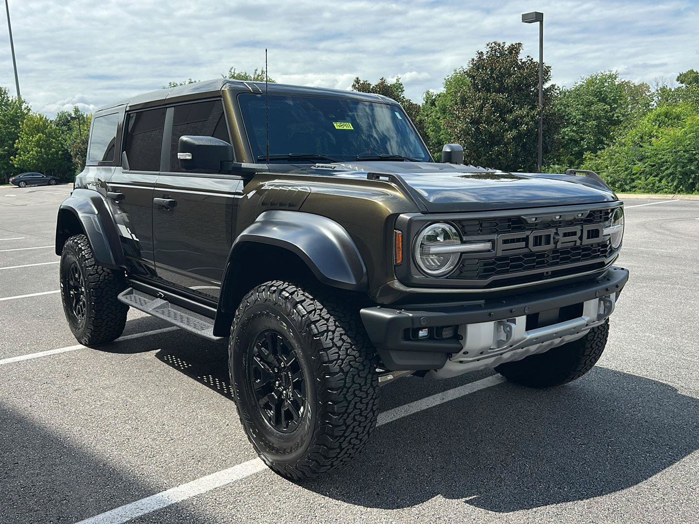 Certified 2025 Ford Bronco Raptor w/ Interior Carbon Fiber Pack AWD/4WD image 7