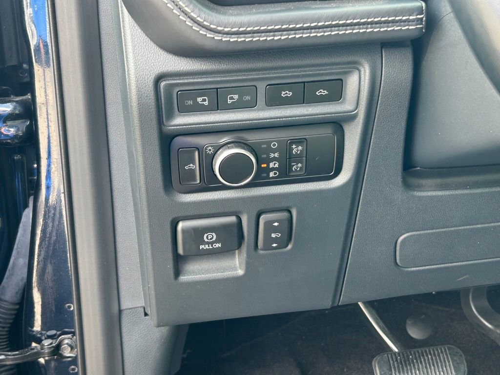 Certified 2023 Ford F150 Lightning Platinum image 39