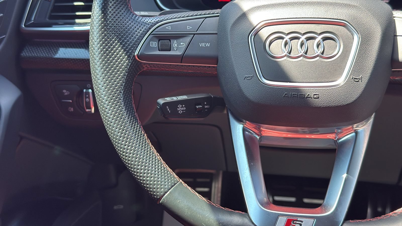 Used 2023 Audi SQ5 Prestige w/ Prestige Package AWD/4WD image 16