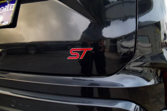 Certified 2020 Ford Edge ST w/ Cold Weather Package AWD/4WD image 11