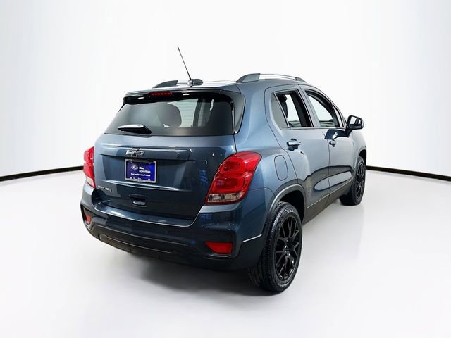 Used 2022 Chevrolet Trax LT w/ Driver Confidence Package image 9