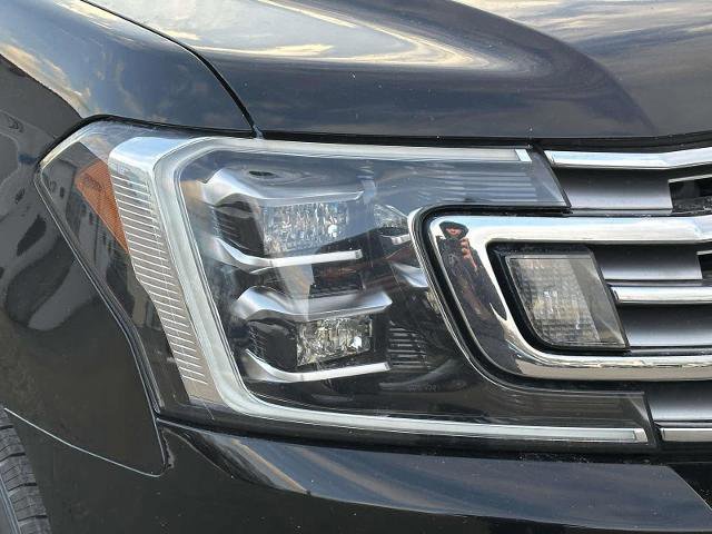 Certified 2019 Ford Expedition Limited w/ Equipment Group 301A AWD/4WD image 11