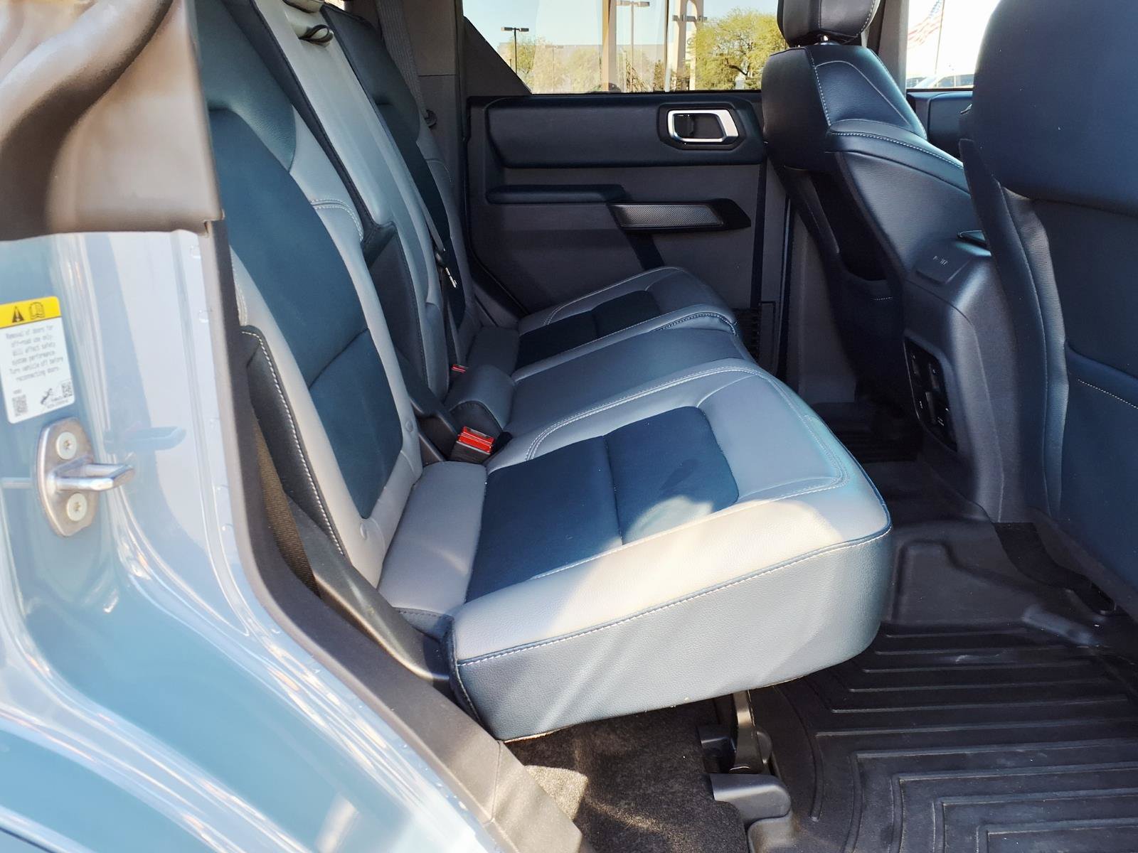 Certified 2024 Ford Bronco Outer Banks AWD/4WD image 13