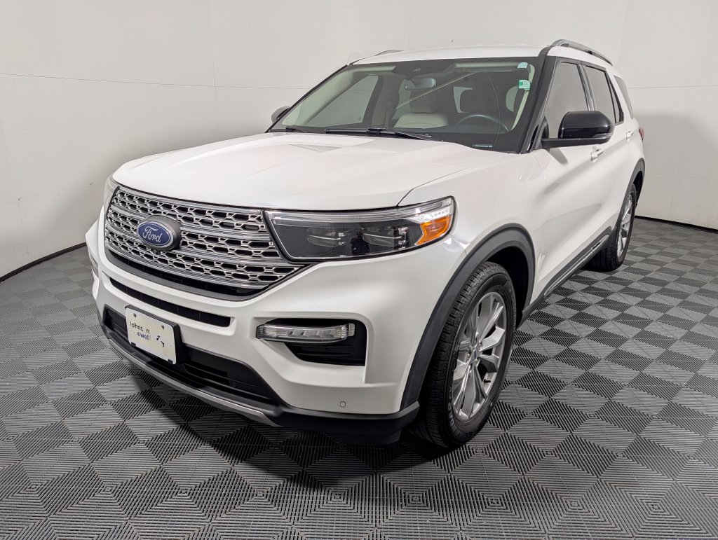 Certified 2021 Ford Explorer Limited w/ Equipment Group 301A RWD image 4