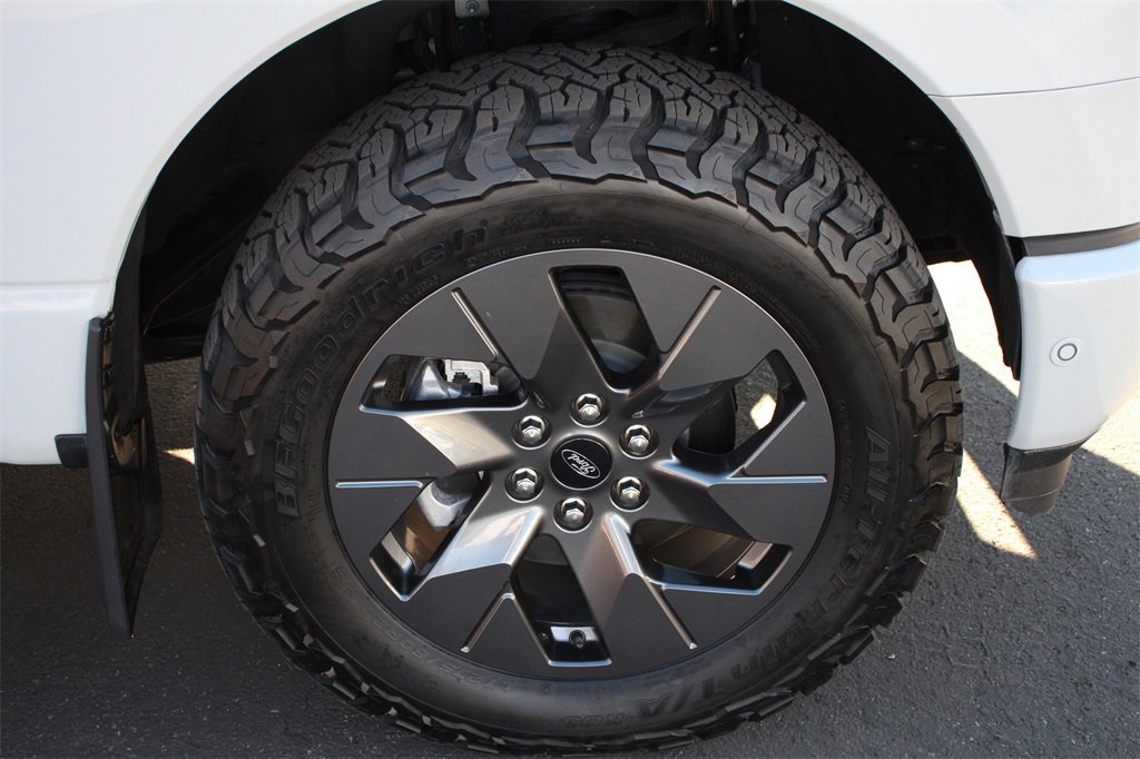 Certified 2023 Ford F150 Lightning Lariat w/ Equipment Group 511A High image 14