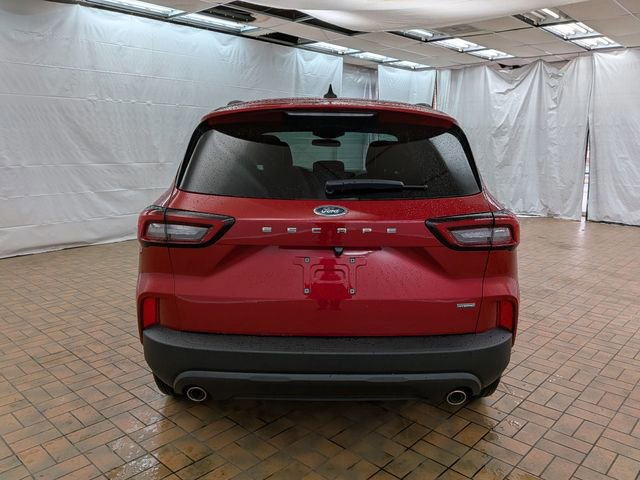 Certified 2025 Ford Escape ST-Line w/ Equipment Group 301A image 4