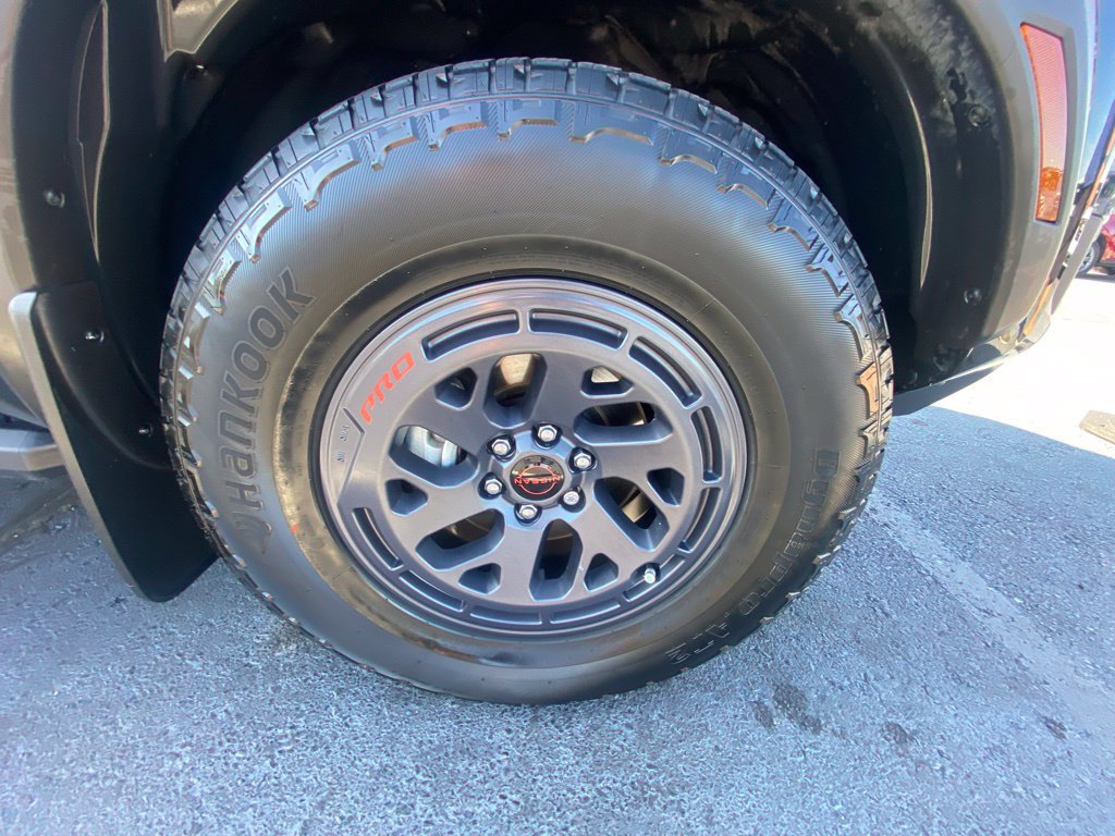 Used 2025 Nissan Frontier PRO-4X w/ Pro Premium Package AWD/4WD image 29