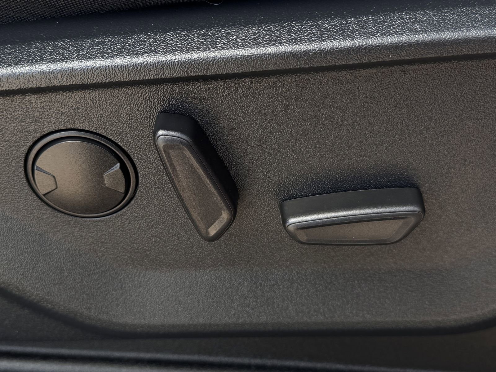 Certified 2025 Ford F150 XLT w/ Equipment Group 302A MID image 29