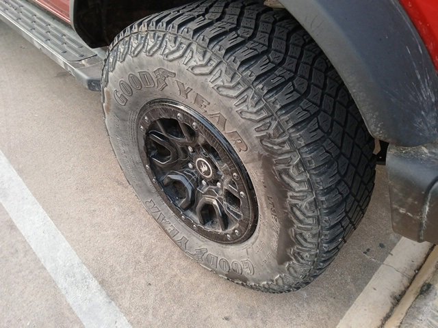 Certified 2023 Ford Bronco Wildtrak image 12