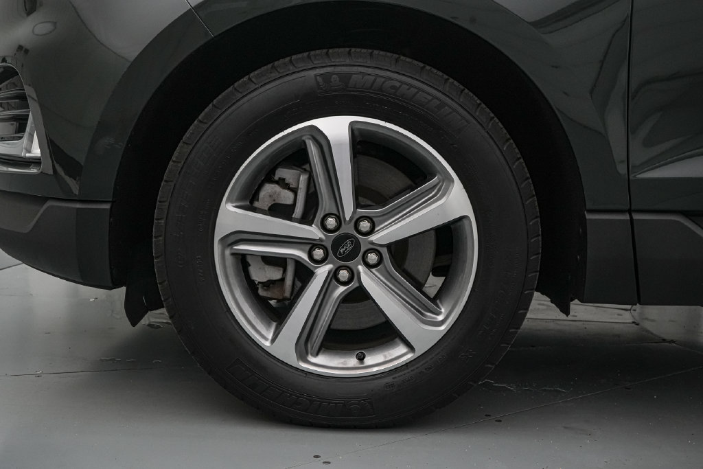 Certified 2023 Ford Edge SEL w/ Convenience Package AWD/4WD image 10