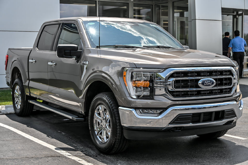 Certified 2023 Ford F150 XLT w/ Equipment Group 302A High AWD/4WD image 10